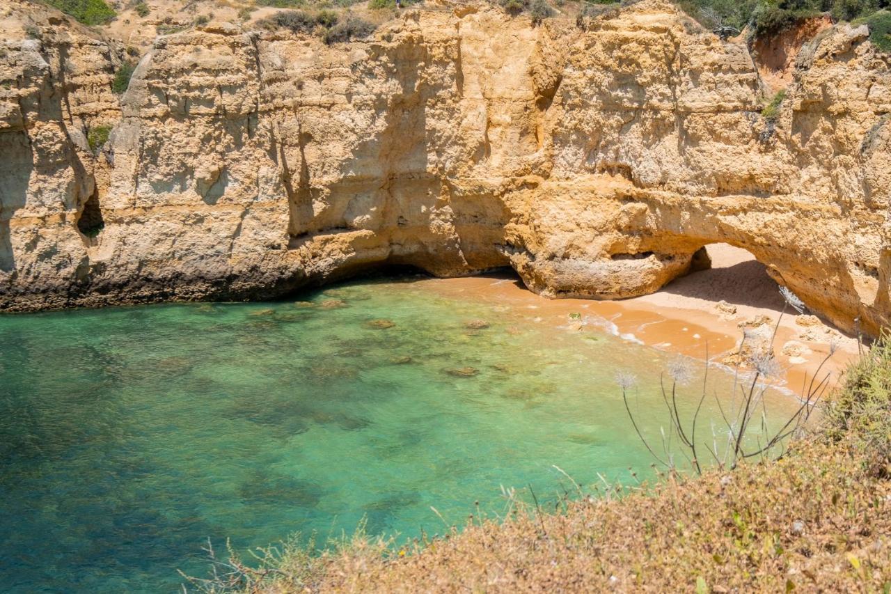 Beach Praia - Sleep 5 - Pool - Free Wi-Fi - Air Con البوفيرا المظهر الخارجي الصورة