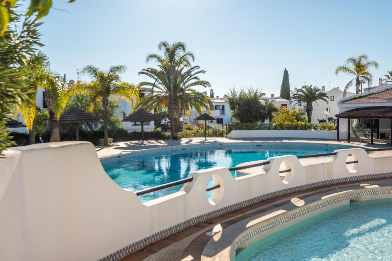 Beach Praia - Sleep 5 - Pool - Free Wi-Fi - Air Con البوفيرا المظهر الخارجي الصورة